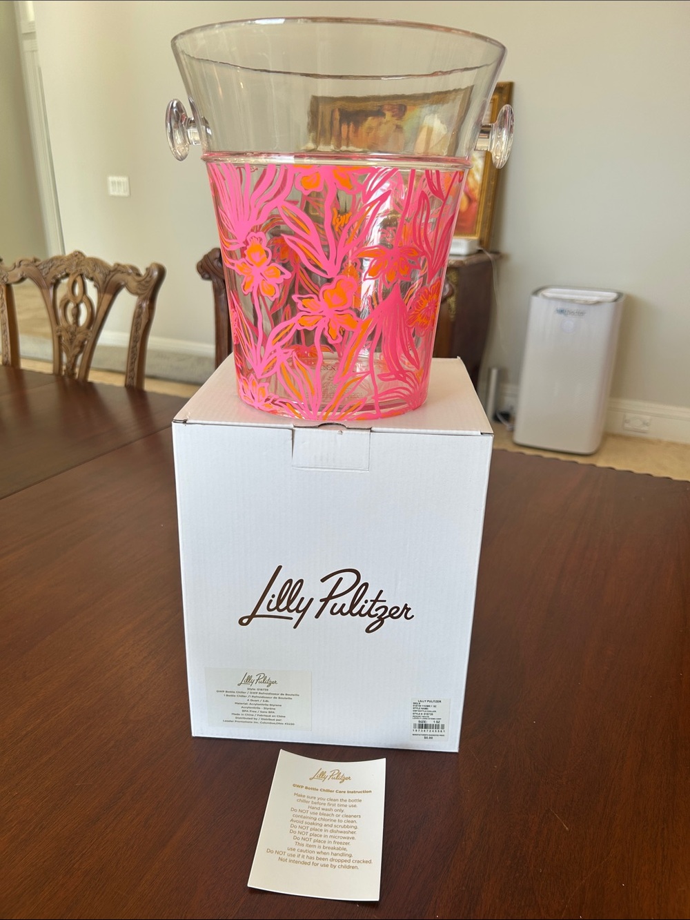 Lilly Pulitzer Lovely Long Stems Bottle Chiller Ice Bucket NIB GWP